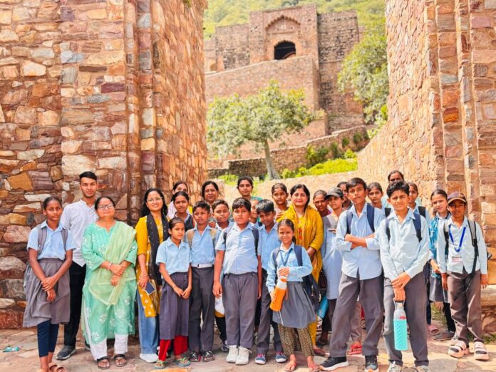 2779 विद्यार्थियों का अजबगढ़-भानगढ़ शैक्षणिक भ्रमण