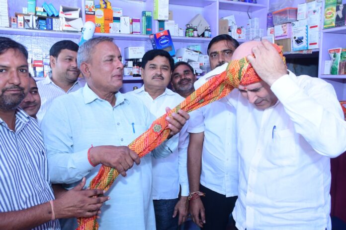 2784 उपमहापौर अजय पूनिया का स्वागत किया
