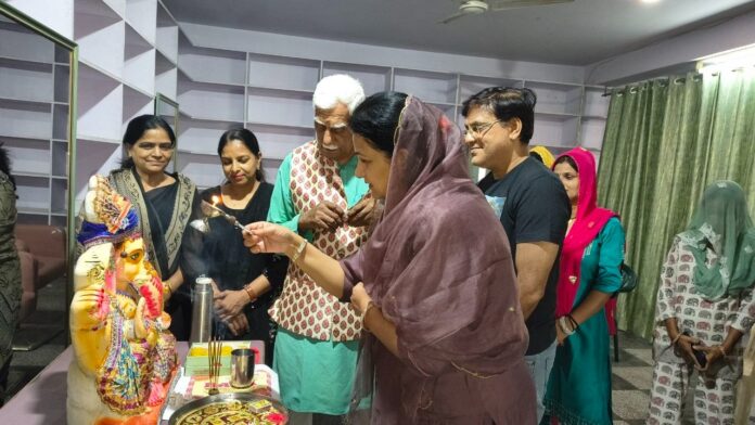 2985 अलवर की कृष्णा कॉलोनी में नारी सृजन कार्यक्रम