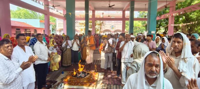 3001 तिलकपुर धाम में शरद पूर्णिमा पर उमड़ी भीड़