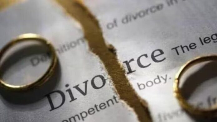 67c01c03b9d53-grey-divorce-27020.jpg
