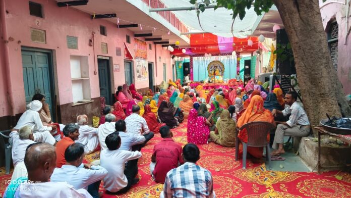 730 कथा के दौरान रुक्मिणी विवाह प्रसंग सुनातीं ज्योति शिखा दीदी