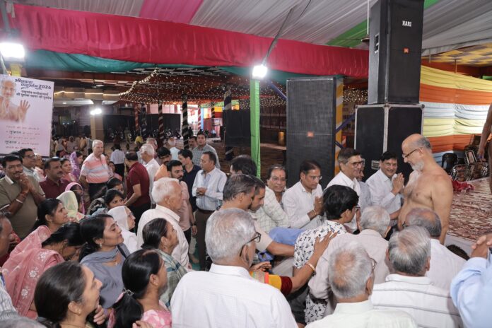आचार्य पुलकसागर महाराज