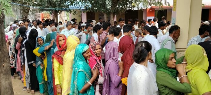 वोटिंग का जोश