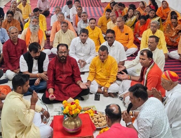 गणपति पूजन के साथ शुरू हुई मंगलमय परंपरा