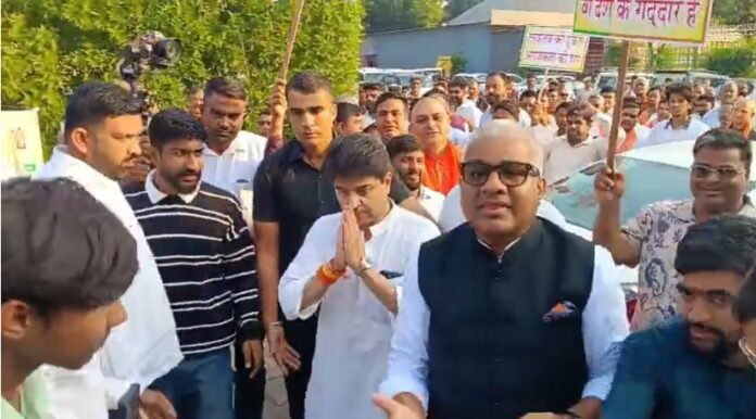 कांग्रेस पर तीखा प्रहार