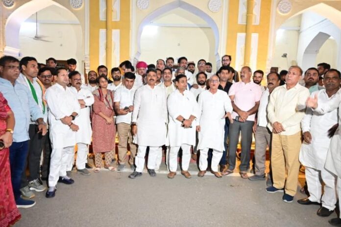kagarasa-ka-thharana-jara_94cd50.jpg