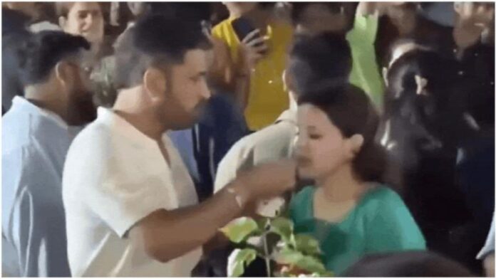 ms-dhoni-sakshi-dhoni-anant-amba.jpg