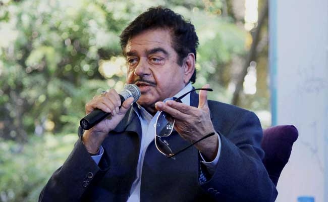 shatrughan-sinha_650x400_8145373.jpg